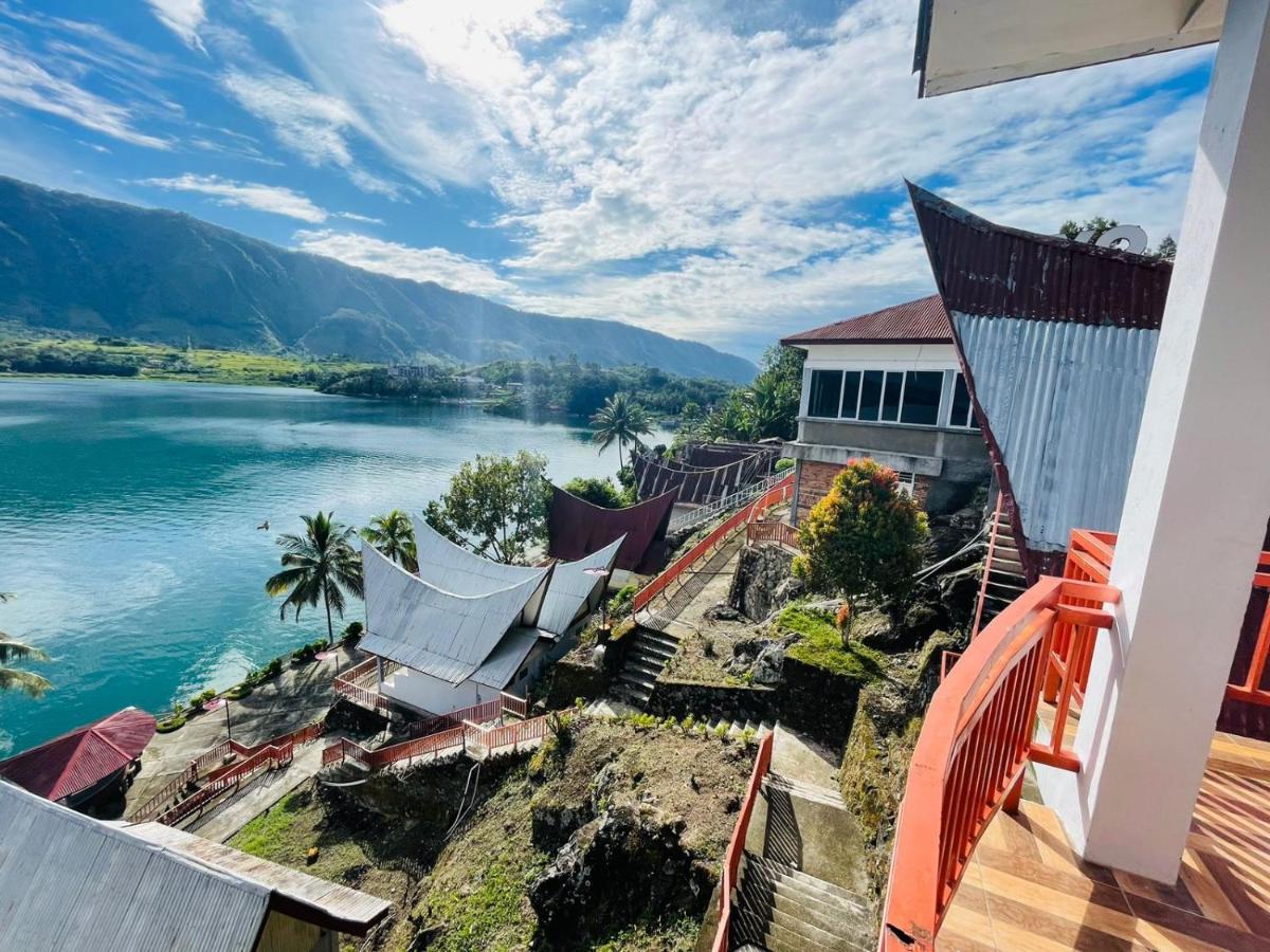 Vandu'S View Guest House & Restaurant Tuk Tuk Buitenkant foto