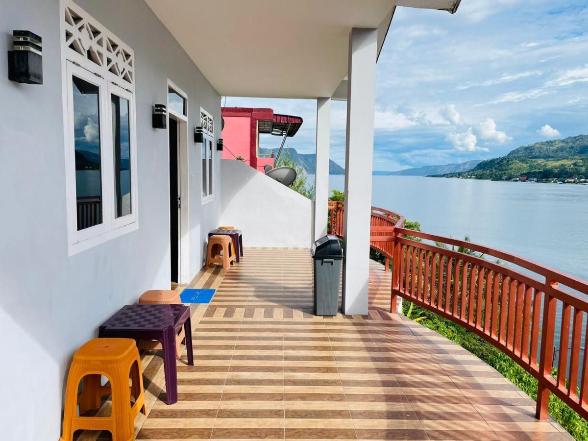 Vandu'S View Guest House & Restaurant Tuk Tuk Buitenkant foto
