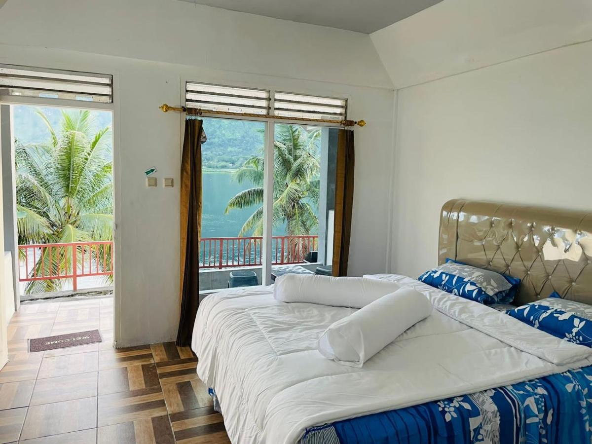 Vandu'S View Guest House & Restaurant Tuk Tuk Kamer foto